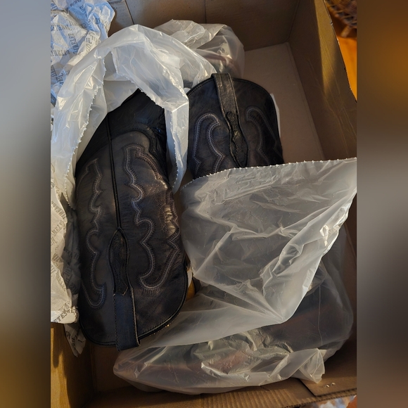 Tooled Cowboy Boots - Picture 8 of 8